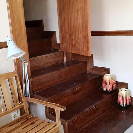 招待所 Chaplain House *